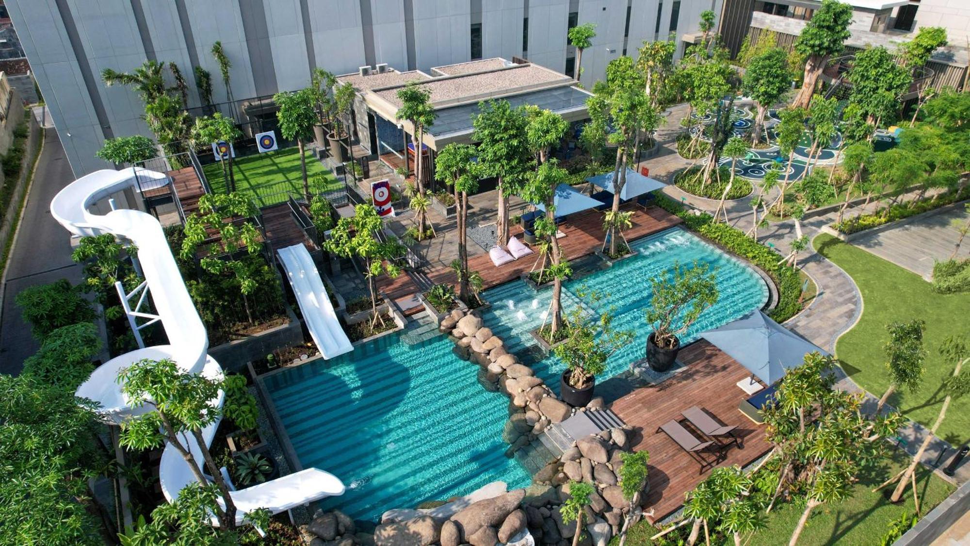 Padma Hotel Семаранг Екстериор снимка