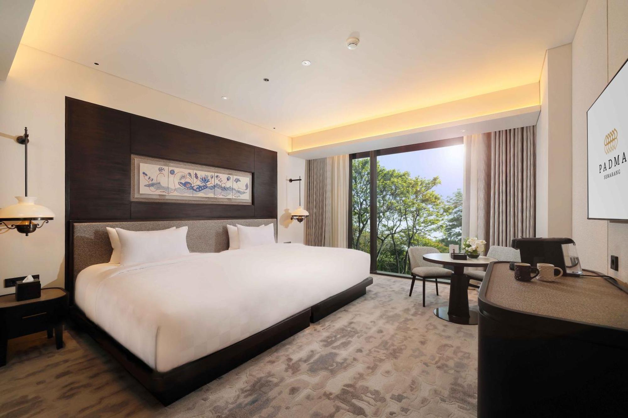 Padma Hotel Семаранг Екстериор снимка